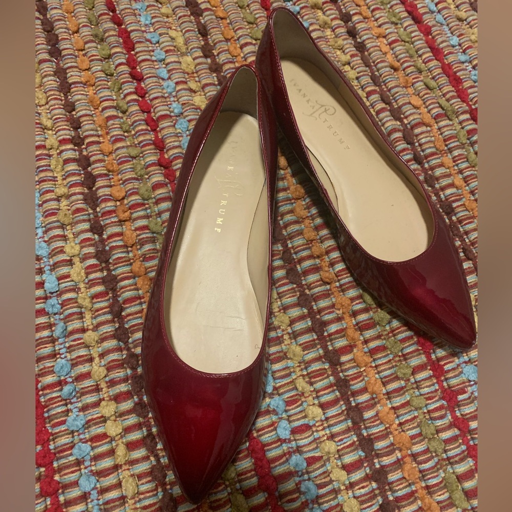 Ivanka Trump, flat red shoes, size: 8.5